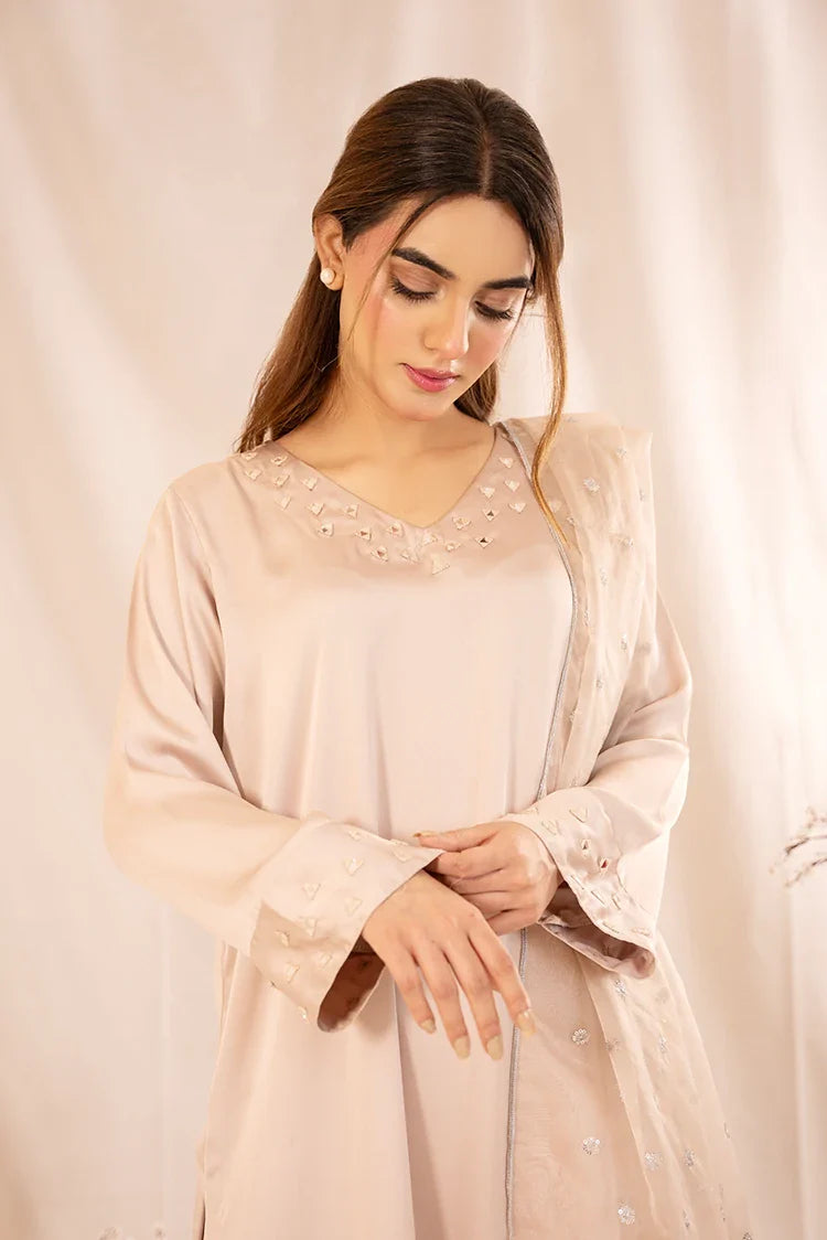 Picture of The Slay Wear - Nazm Eid Luxe Collection - Zohra - Available at Raja Sahib