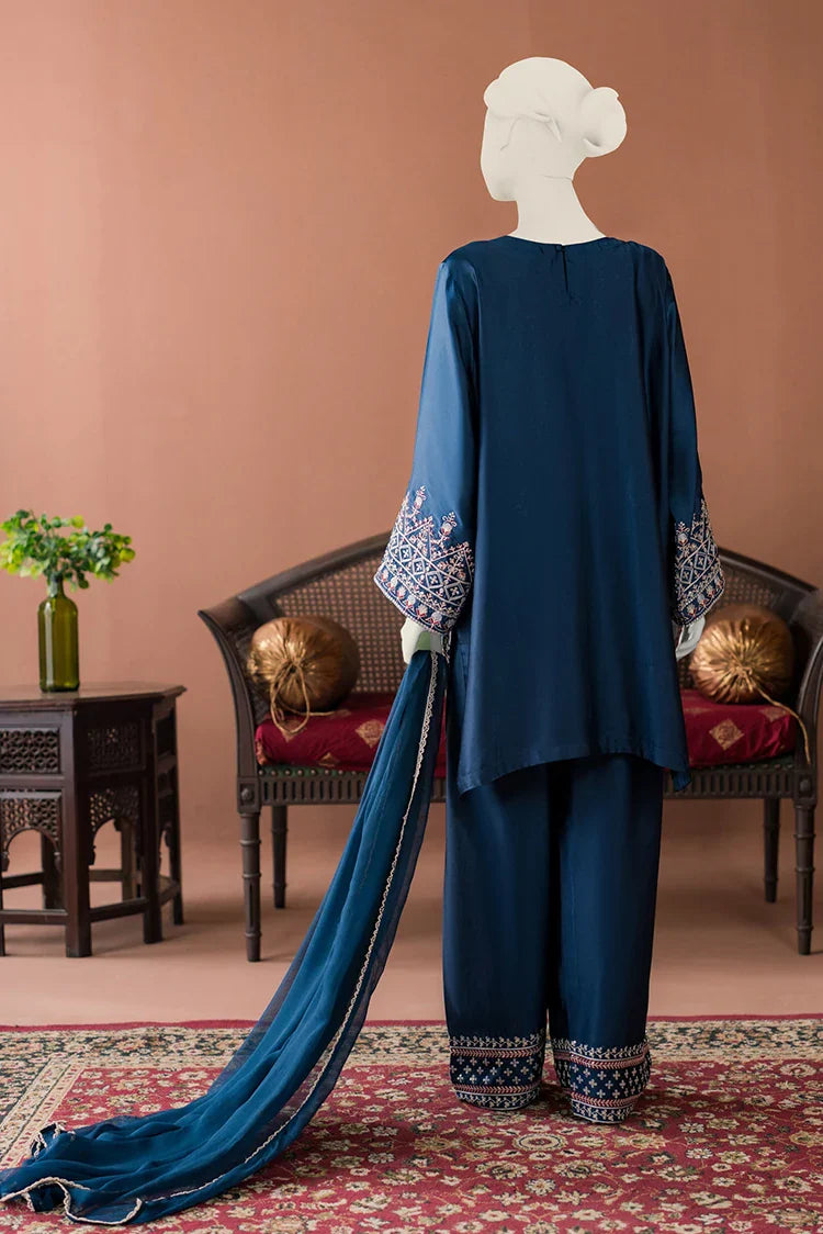 Picture of Zaira & Mahnoor - Nyla - 3 PC - Silk Farshi Set - Available at Raja Sahib