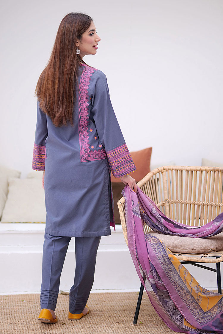 Picture of Senorita - LAD-02138 | Grey Multicolor | Casual 3 Piece Suit  | Cotton Plain Cambric - Available at Raja Sahib