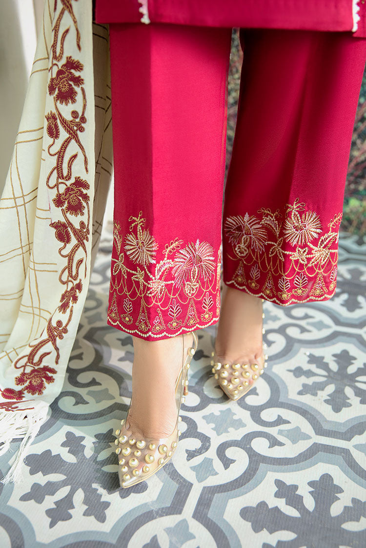 Picture of MARIA OSAMA - MEHRPOSH - PRET - LAAL - Available at Raja Sahib