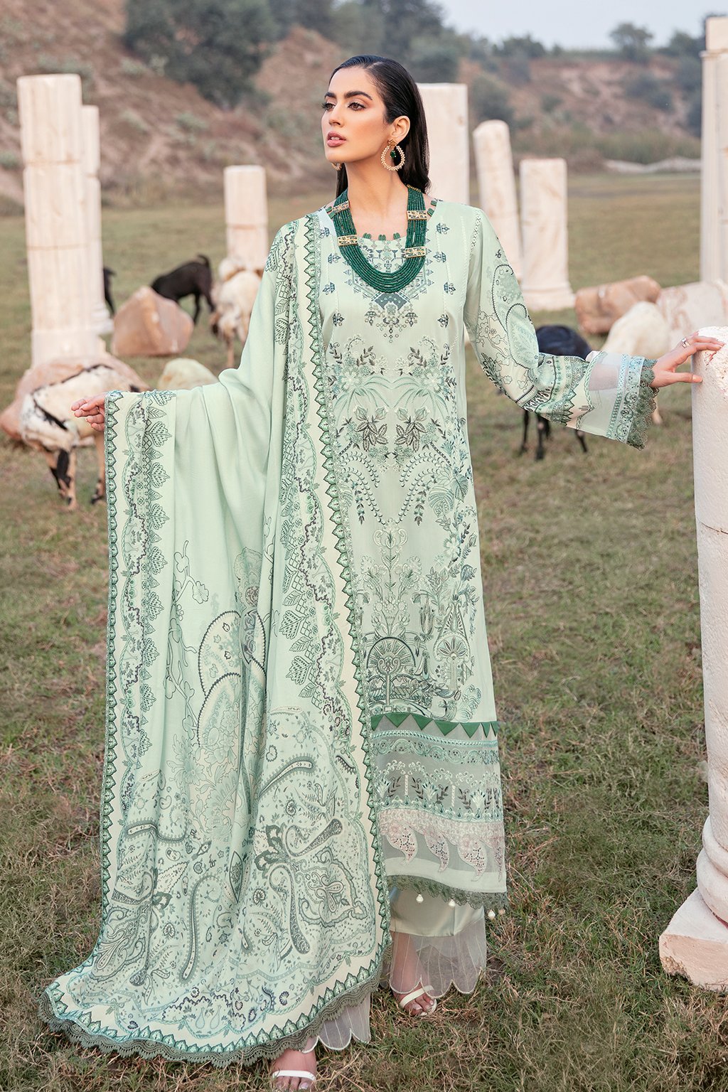 Picture of R 302 Reet Winter Collection Vol 3 - Available at Raja Sahib